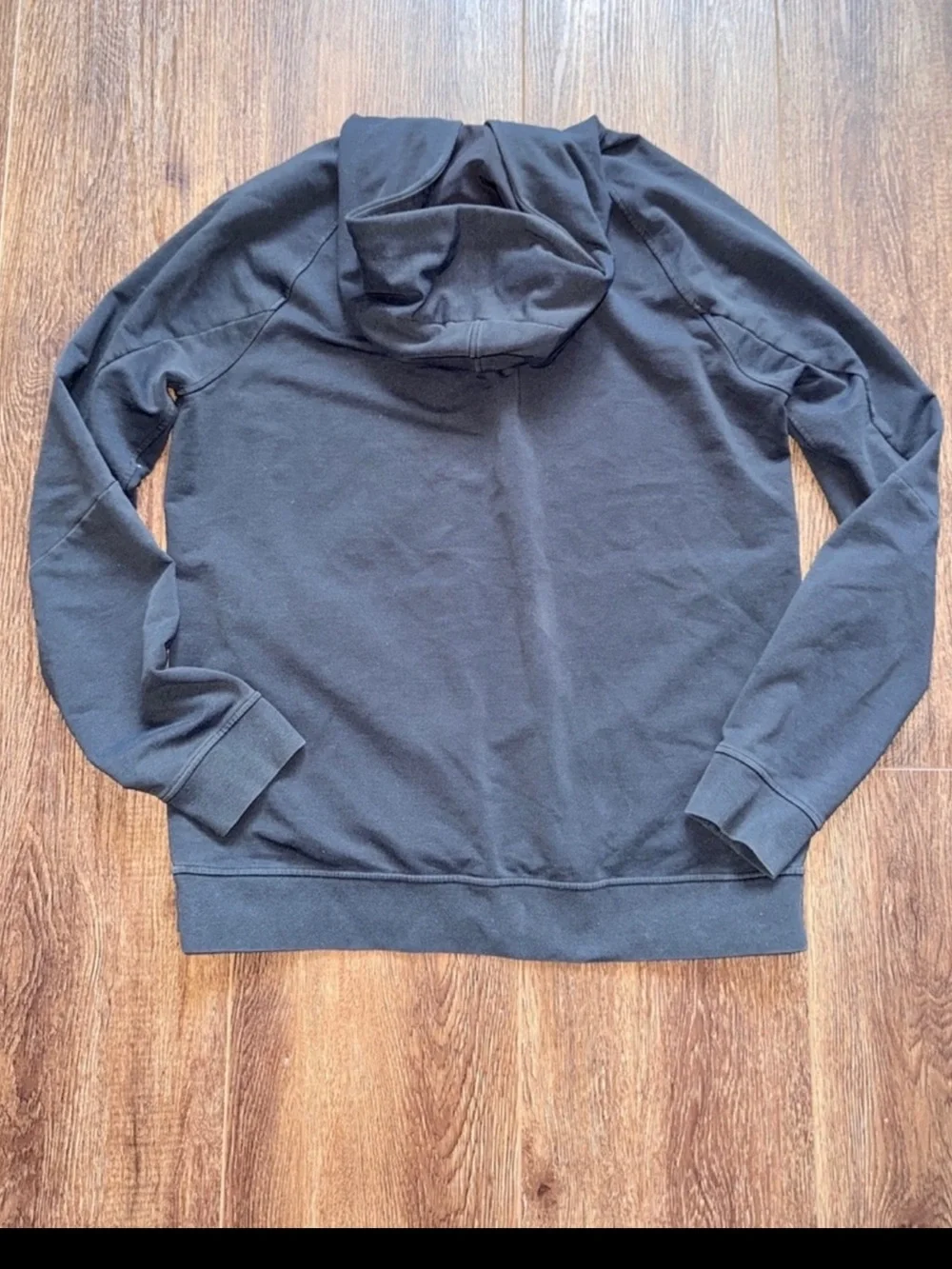 Lululemon Athletica Pullover L